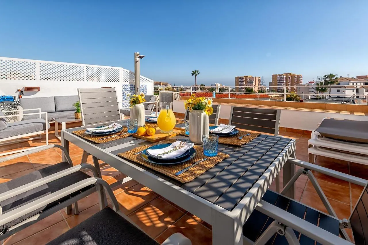 베날마데나코스타 Lola Playa Puerto Marina 아파트 0*,
